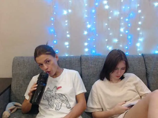 Live sex webcam photo for BugaGirls #271111993