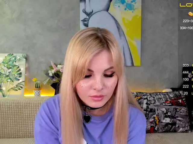 Live sex webcam photo for LiluDallass #287915677