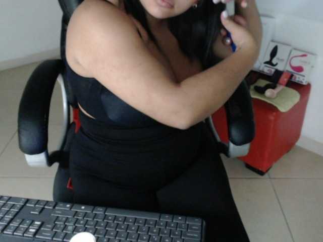 Live sex webcam photo for abbacruz #271112377