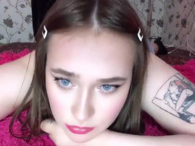 Live sex webcam photo for Mona-Liza #271112313