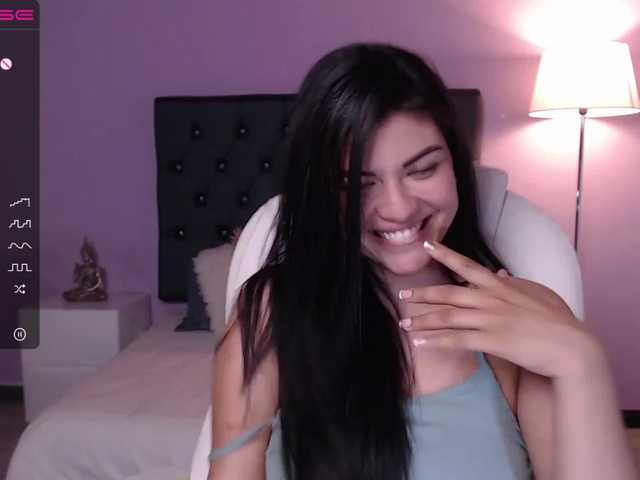 Live sex webcam photo for VeronicaLanz #271122630