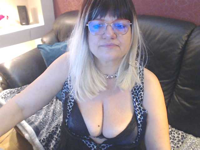 Live sex webcam photo for maggiemilff68 #271122957