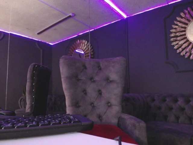 Live sex webcam photo for Cheerryll #287995695