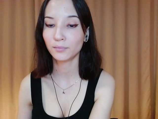 Live sex webcam photo for RenieCalm #271119586