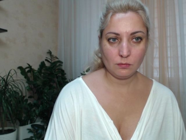 Live sex webcam photo for Mariskakiska #271118392