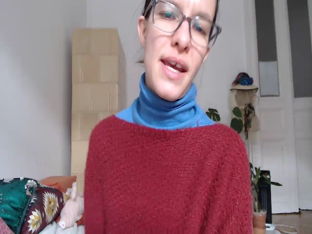 Live sex webcam photo for PetitePinkie #271120186