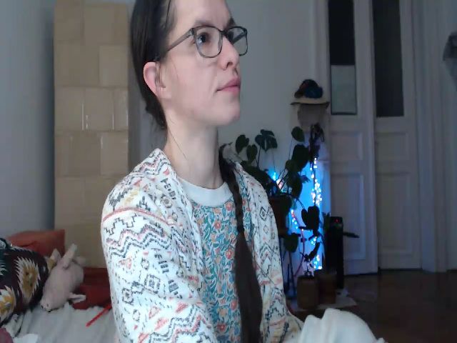 Live sex webcam photo for PetitePinkie #271125523