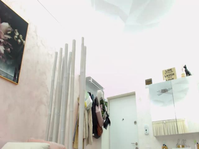 Live sex webcam photo for Bratty_Dya #271125149