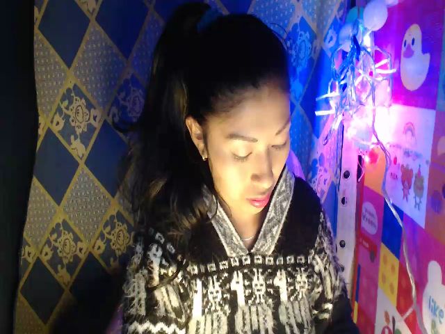 Live sex webcam photo for CHILENITAHOT #271117540