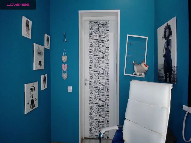 Live sex webcam photo for AnabelLori #271120292