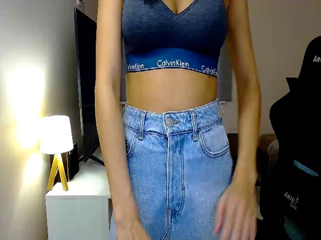 Live sex webcam photo for RockQueenB #271120176
