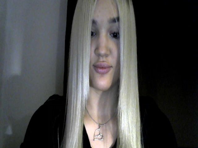 Live sex webcam photo for MyyDream #271121567