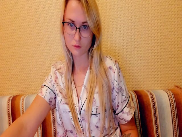 Live sex webcam photo for Mistress_Eva_ #271124364