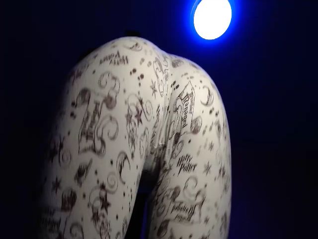 Live sex webcam photo for Khriss_69 #271114017