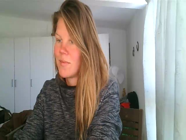 Live sex webcam photo for CallMeMaria #271120914