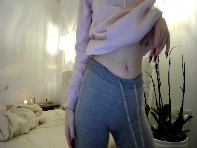 Live sex webcam photo for Alena29 #271125069