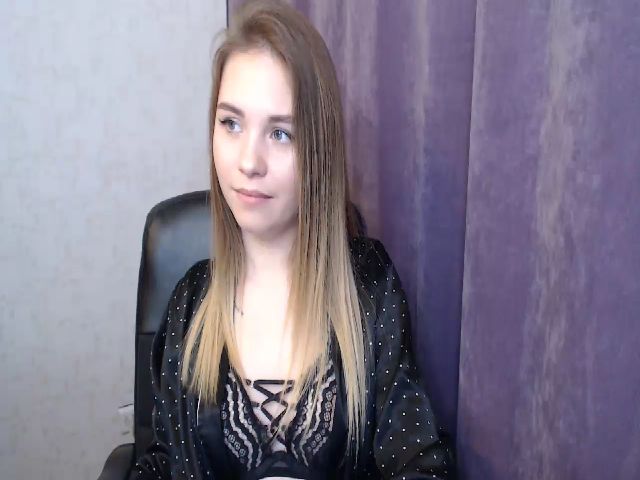 Live sex webcam photo for minishy #271120470