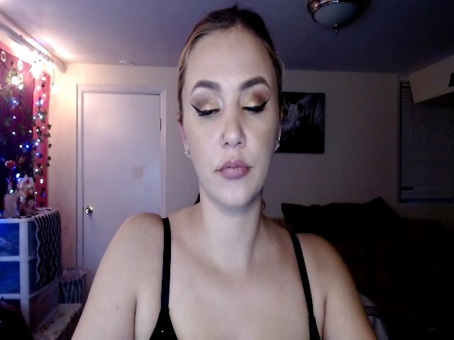 Live sex webcam photo for Brattygodess #271117236