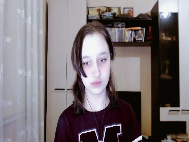 Live sex webcam photo for LanaMillie #271121292