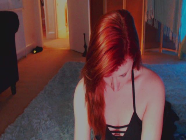 Live sex webcam photo for DaisyChained_ #271124110