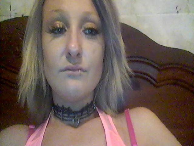 Live sex webcam photo for JasmineMarie1 #271113829