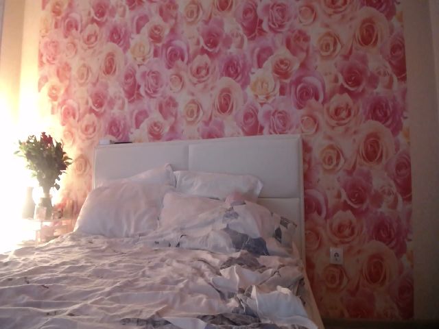Live sex webcam photo for Megancity #271114216