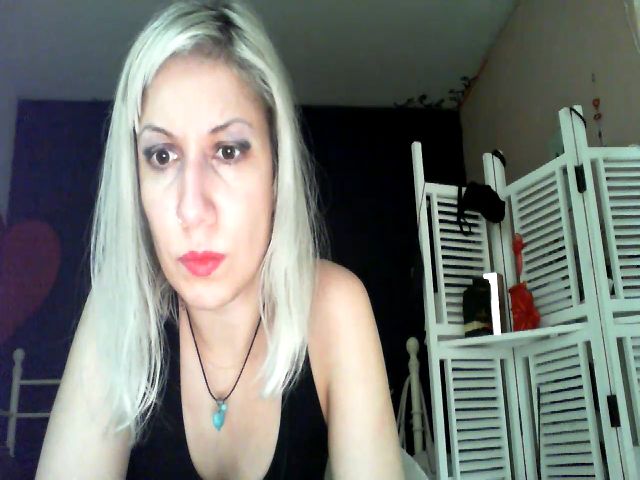 Live sex webcam photo for Marvel33 #271120232