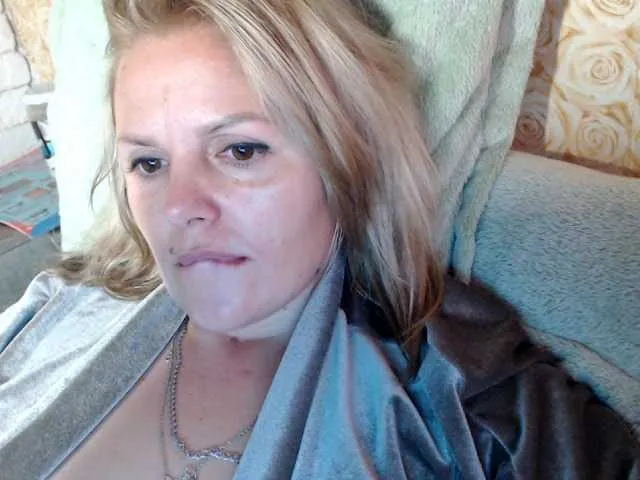 Live sex webcam photo for AngelAlone #271116030