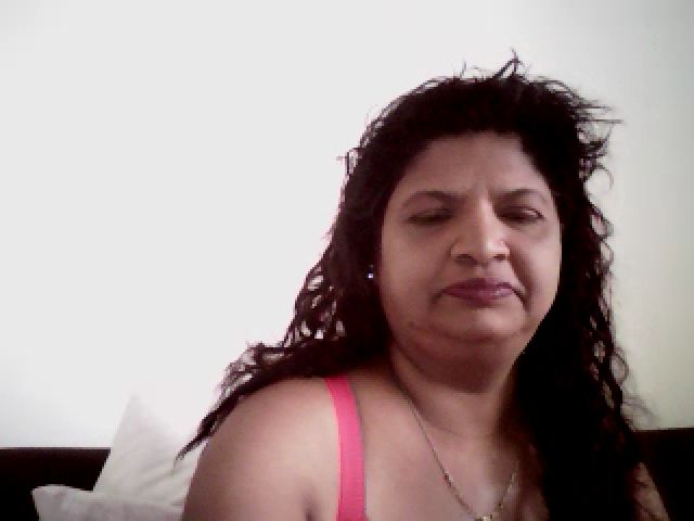 Live sex webcam photo for Indianbarbie3 #271117776