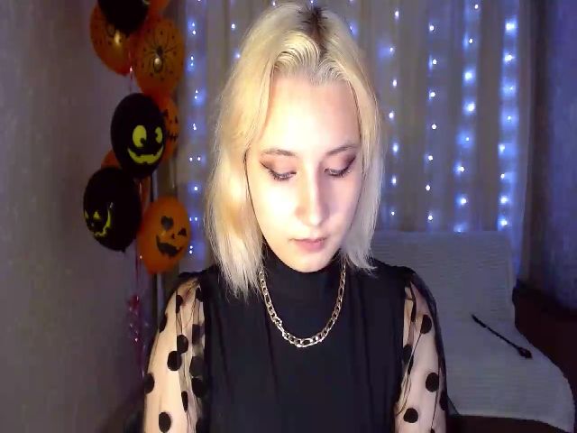 Live sex webcam photo for Star_Laura #271123463