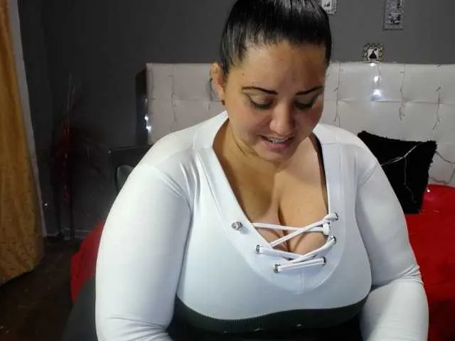 Live sex webcam photo for BigMomsex #271112360