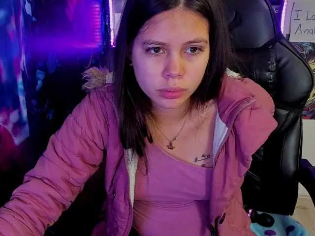 Live sex webcam photo for XCrislerSweet #271119654