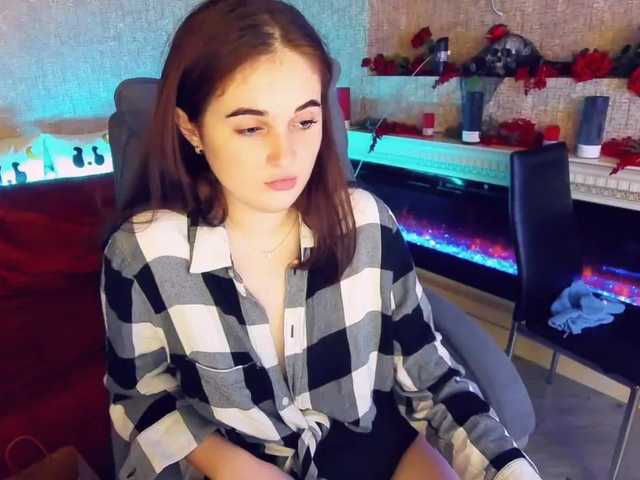 Live sex webcam photo for AmyShyy #271116288