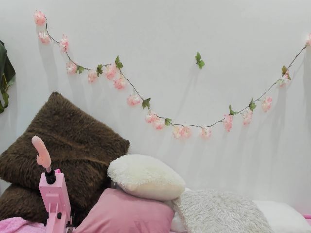 Live sex webcam photo for Berry_mwc #271115566