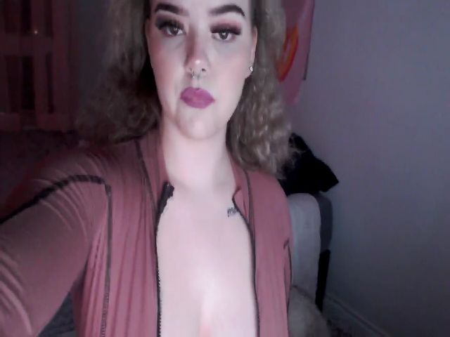 Live sex webcam photo for stormxxx8 #271114791