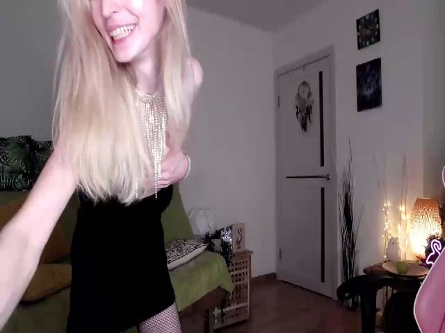 Live sex webcam photo for Alielli #271123713