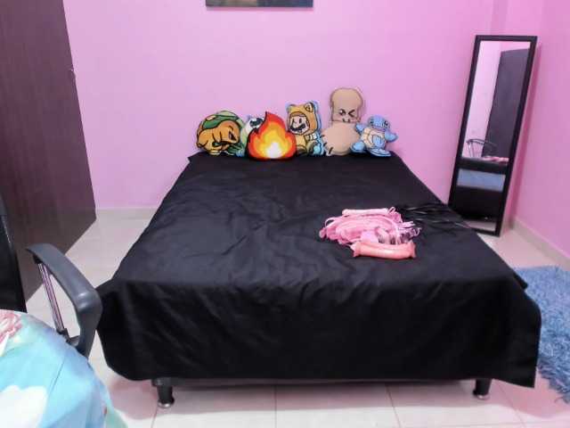 Live sex webcam photo for kimmi-doll #271116435