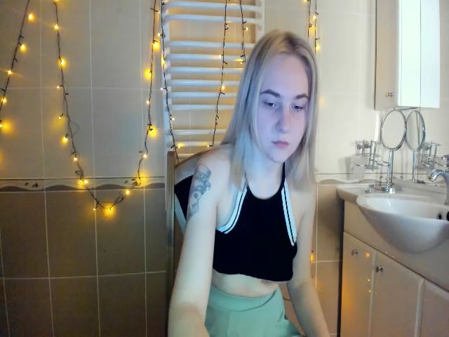 Live sex webcam photo for HannaLismont #271114033