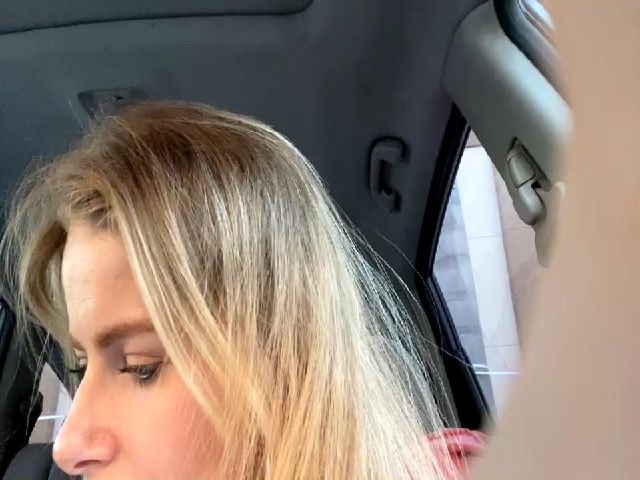 Live sex webcam photo for NikkiDawson #271124986