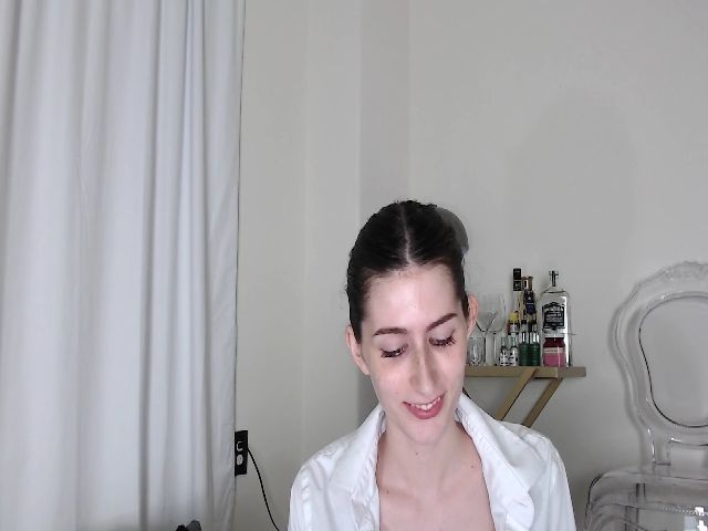 Live sex webcam photo for AprilStFranco #271125342