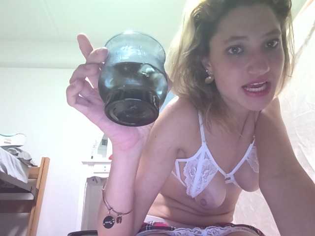 Live sex webcam photo for Beachbea2021 #271116819