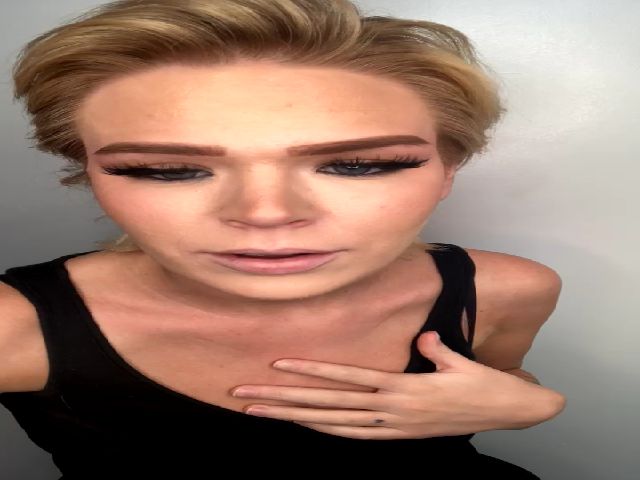 Live sex webcam photo for alliasonb #271124271