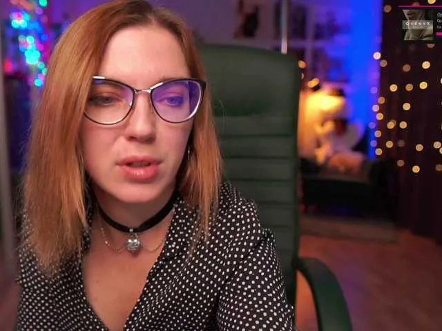 Live sex webcam photo for Foxy-Slut #271128798