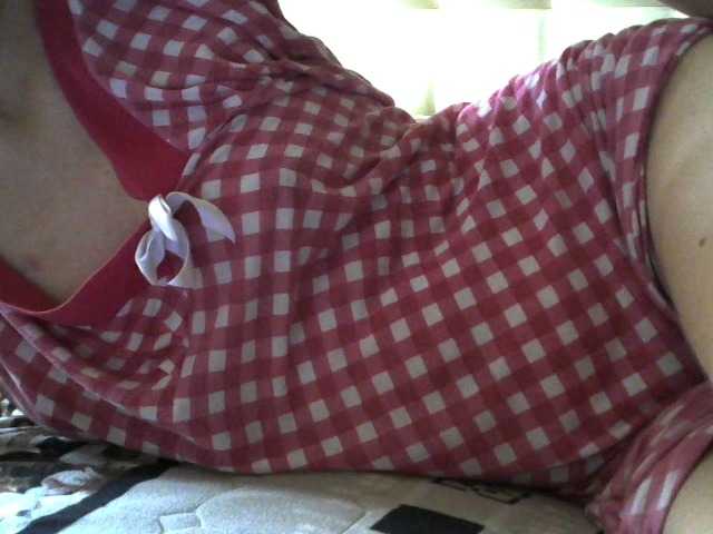 Live sex webcam photo for Saraoff82 #271132577