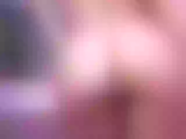 Live sex webcam photo for JuicyyAngel #271135514