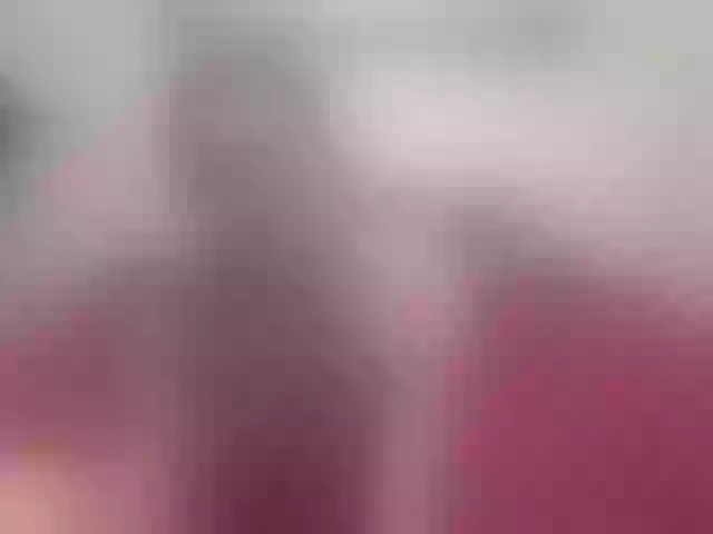 Live sex webcam photo for MeowCuty #271136831