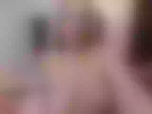 Live sex webcam photo for lucy-miilf #271128954