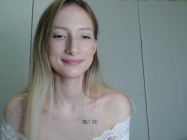 Live sex webcam photo for pixiemia #271125865