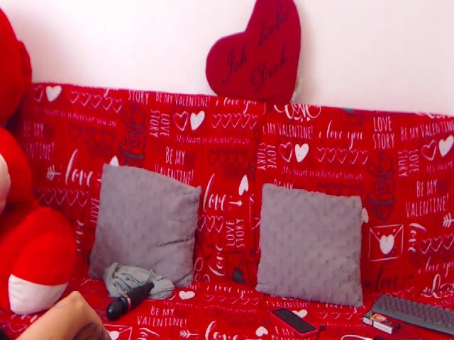 Live sex webcam photo for LayllaDean #271138849