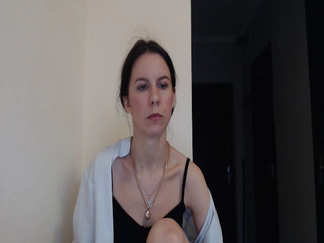 Live sex webcam photo for CandyJylie #271132944